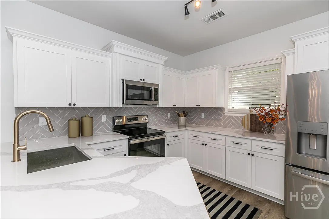 Building Photo - 150 The Preserve Dr #9C