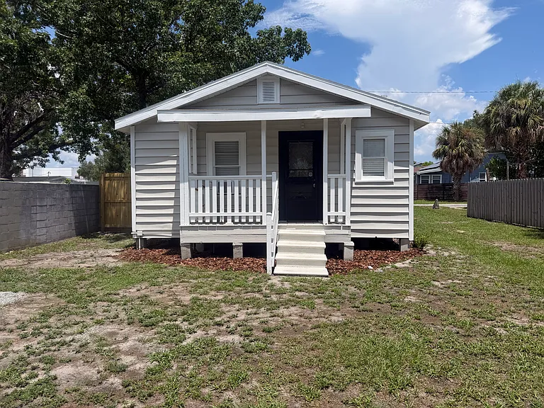 4504 N Suwanee Ave — Photo 13