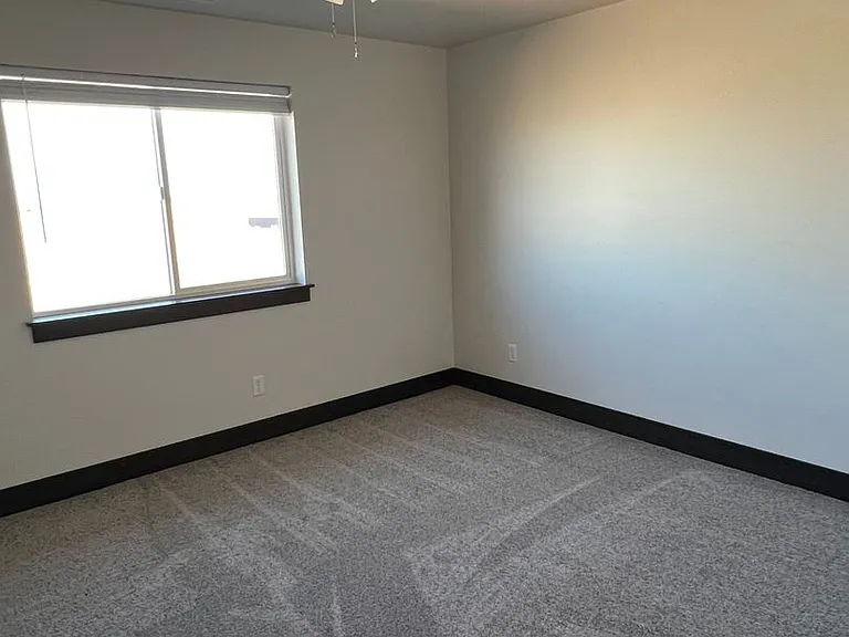 2021 Windjammer Way #B — Photo 10