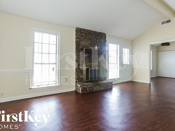 2nd image of 4877 Summitridge Dr