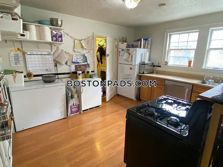 41 Hatherly Rd #1 — Photo 1