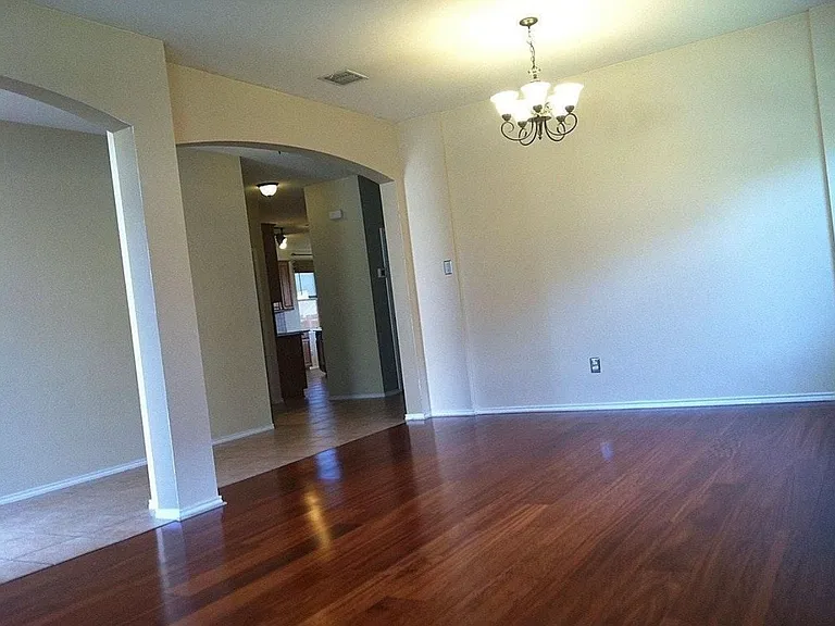 6100 Moor Hen Dr — Photo 2