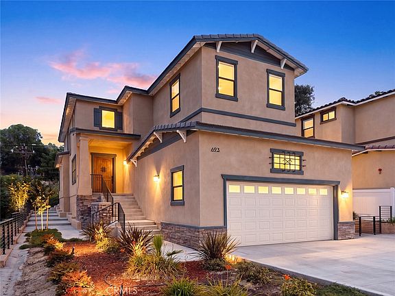 2nd image of 693 Castlehill Dr