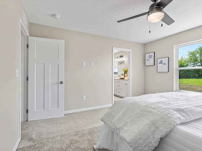 4314 Spruce Creek Dr — Photo 6