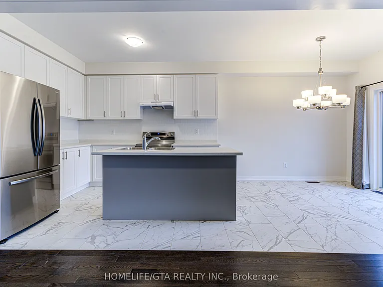 168 Union Blvd — Photo 7