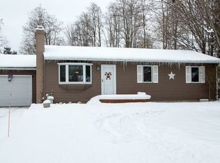 2310 Sandwood Dr, Traverse City, MI 49686