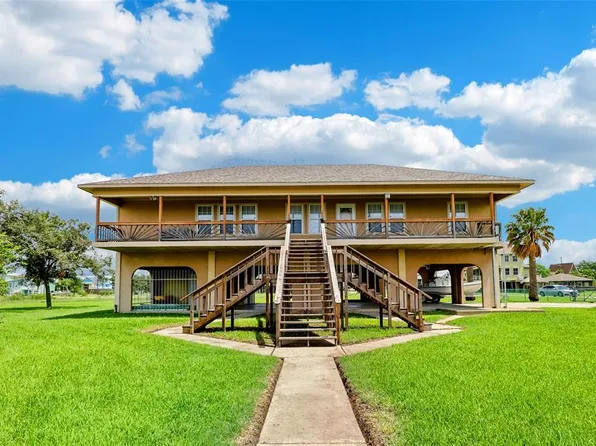 1110 13th Street, San Leon, TX 77539