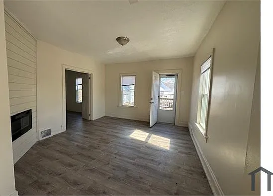 2829 E 116th St #3 — Photo 8