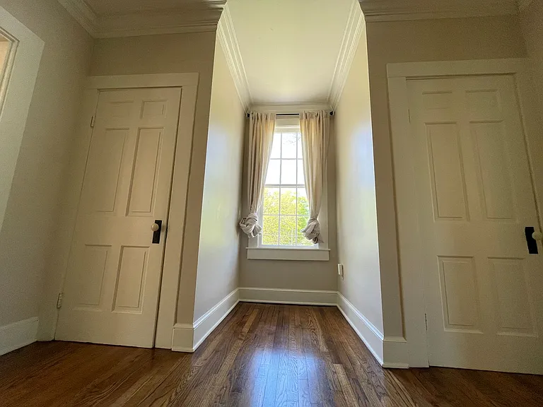 1411 S Lamar Blvd — Photo 29