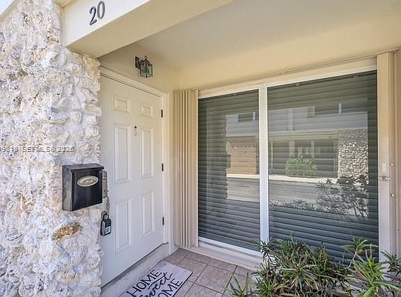 3rd image of 5555 N Ocean Blvd APT 20