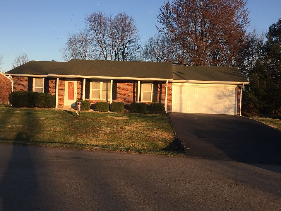 207 Rosewood Drive