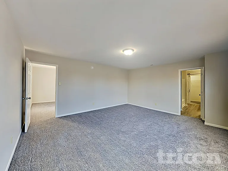 2609 Woodfield Blvd — Photo 9