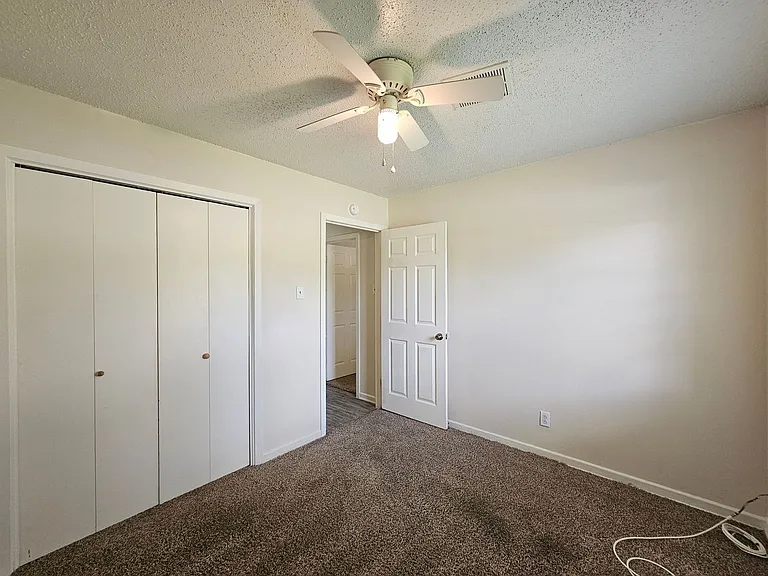1504 S West S Young Dr — Photo 10