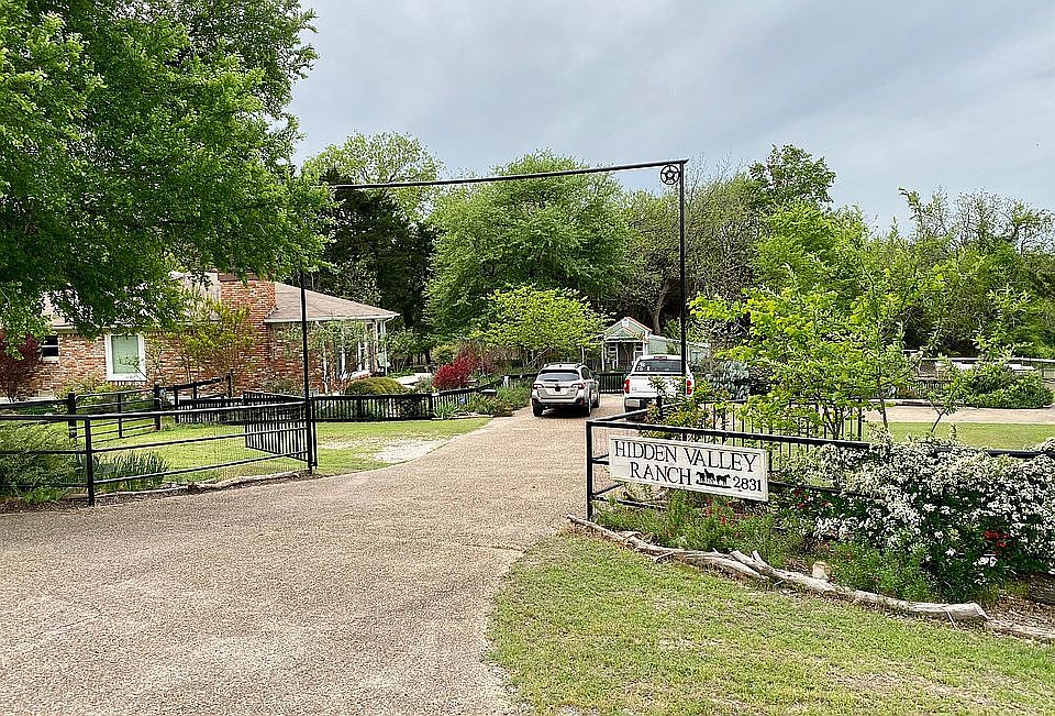 1st image of 2831 County Road 406