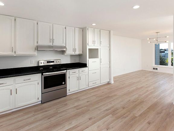 2nd image of 1347 3rd Ave