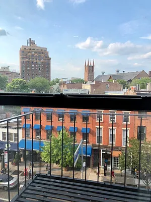 Rented by Level Group | media 9