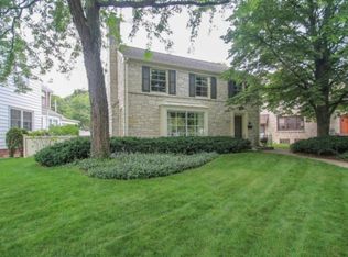 310 E Birch Ave, Whitefish Bay, WI 53217