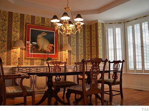 5th image of 103 Woodmark Ct