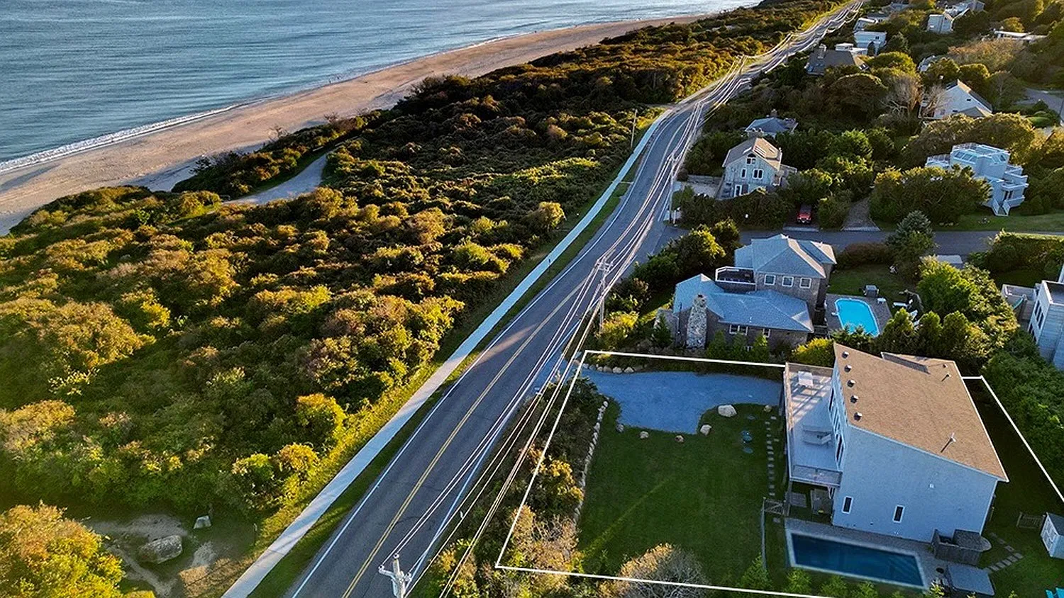 Hither Hills Montauk Beach House — Photo 1