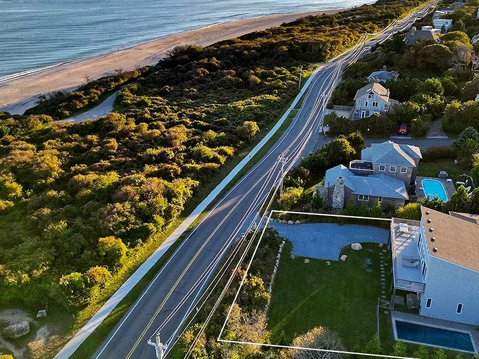 617 Old Montauk Hwy