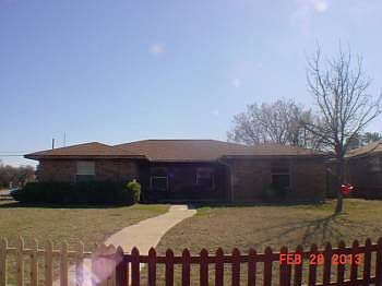 1st image of 1518 Blackwell Dr