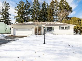 35 Everclay Dr, Rochester, NY 14616