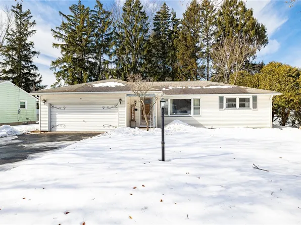 35 Everclay Dr, Rochester, NY 14616