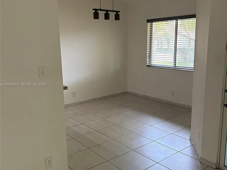 13935 SW 93rd Ln #13935 — Photo 2