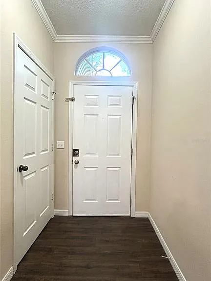 10000 SW 52nd Ave #7 — Photo 3