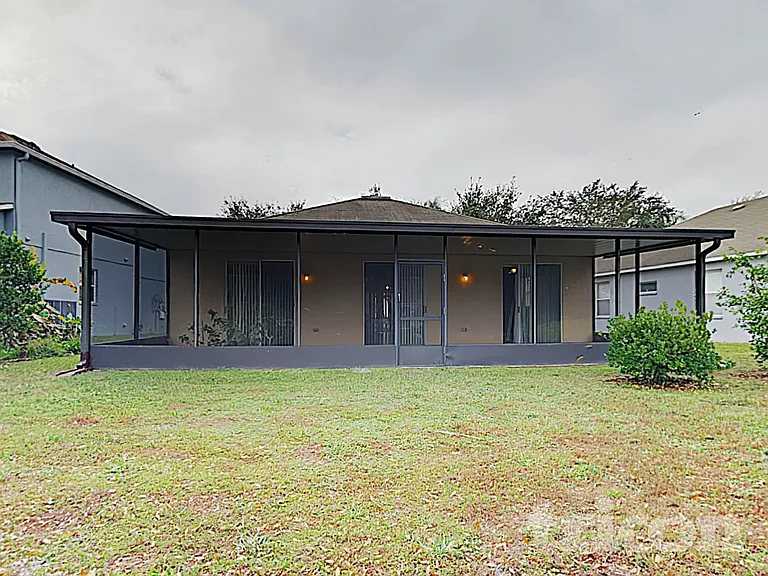 10525 Beneva Dr — Photo 16