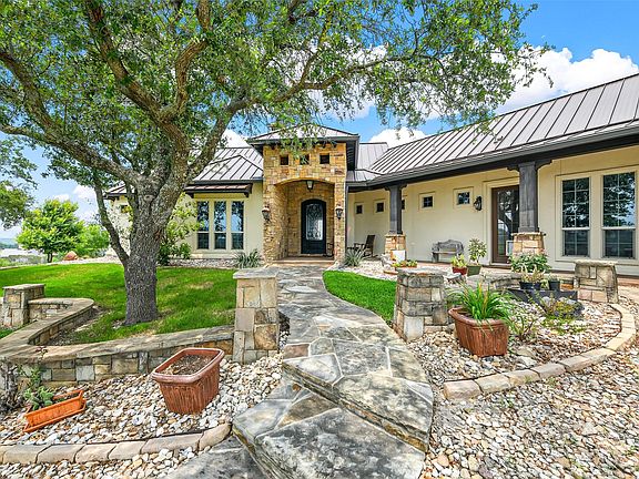 4th image of 701 Cactus Rio Dr