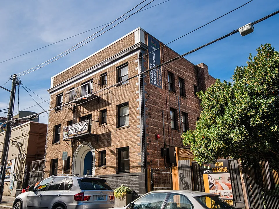 1515 Bellevue Ave