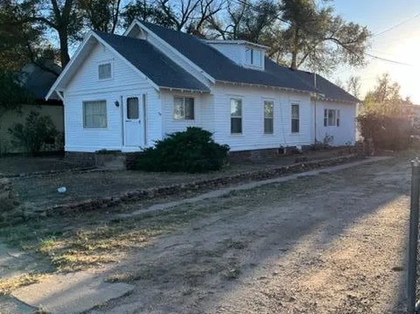 106 S 4th St, Cheraw, CO 81030