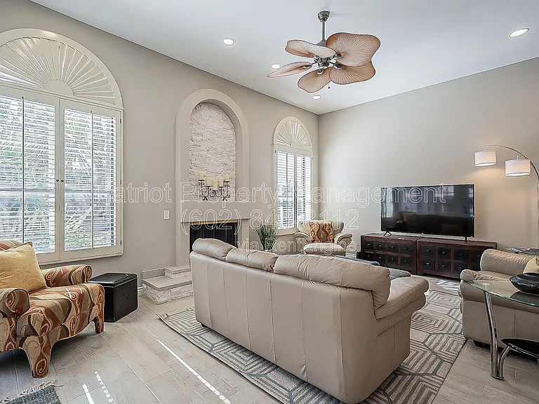 10527 E Fanfol Ln — Photo 17