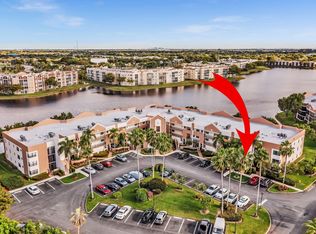 7624 Fairfax Dr #113, Tamarac, FL 33321