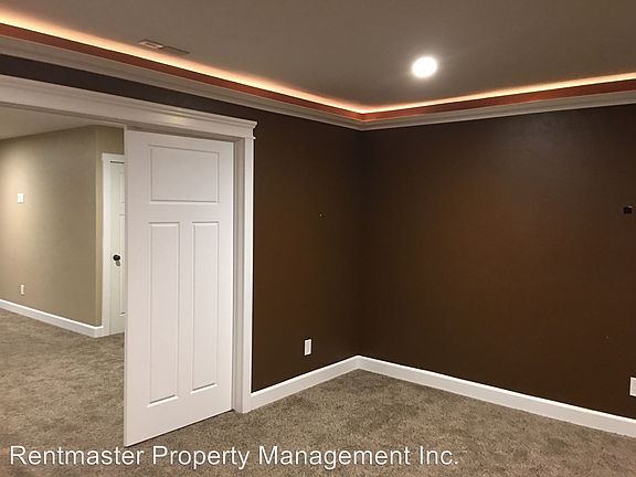 4th image of 1584 N Indian Hollow Dr