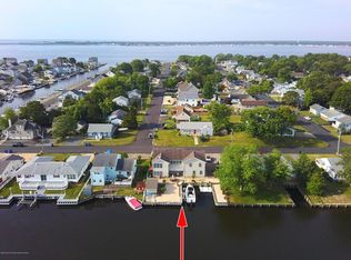 10 Minturn Rd, Toms River, NJ 08753