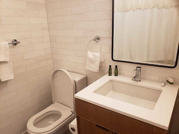 5th image of 420 E 54th St APT 1911