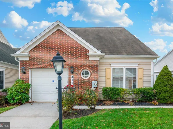 419 Clubside Dr #296, Taneytown, MD 21787