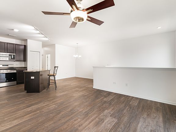 4th image of 804 Four Seasons Blvd #804