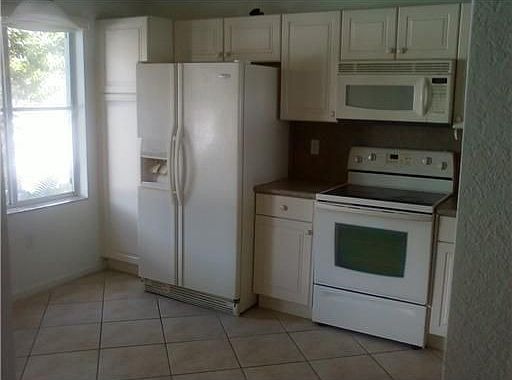 1st image of 2602 SW 82nd Ave #106