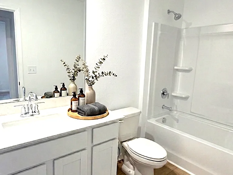 6 Latrell Ln — Photo 8