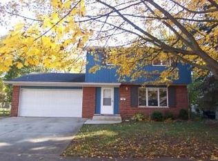 23002 Glenmoor Heights Dr, Farmington Hills, MI