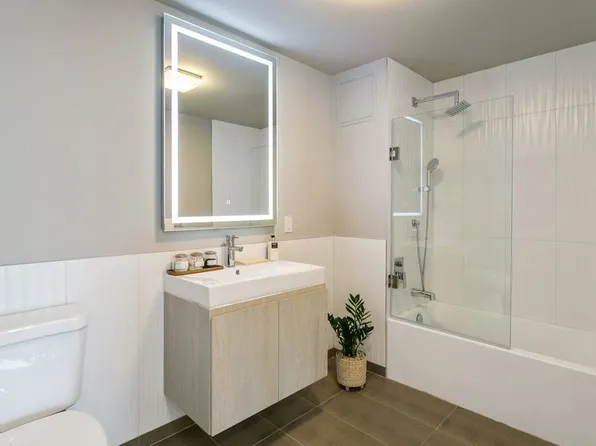 477 Broadway image 65 of 74