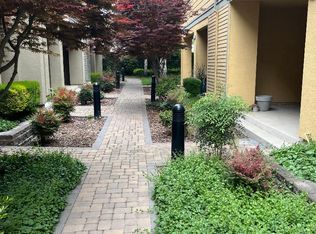 976 Sakura Dr, San Jose, CA 95112