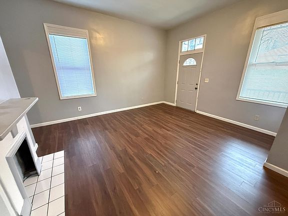 4th image of 3320 Glenway Ave