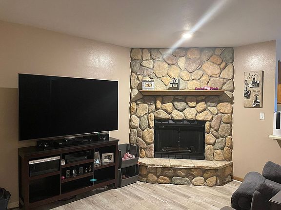 Living room - gas fire place