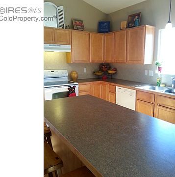 4th image of 2578 Palmer Ave