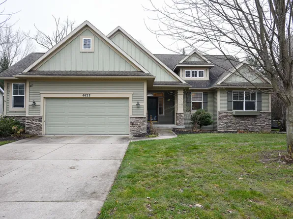 4622 Catalpa Dr SE, Grand Rapids, MI 49546