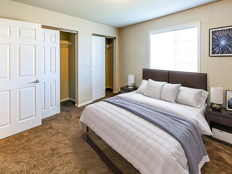 Jefferson Creek Apartments — Photo 33